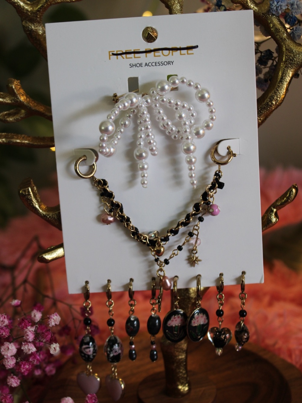 Free People White Pearl Bow and Gold Charm Shoe Accessory Set